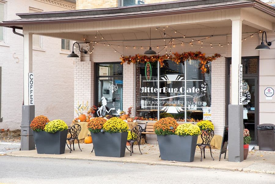 The Jitterbug Cafe' & Parlor